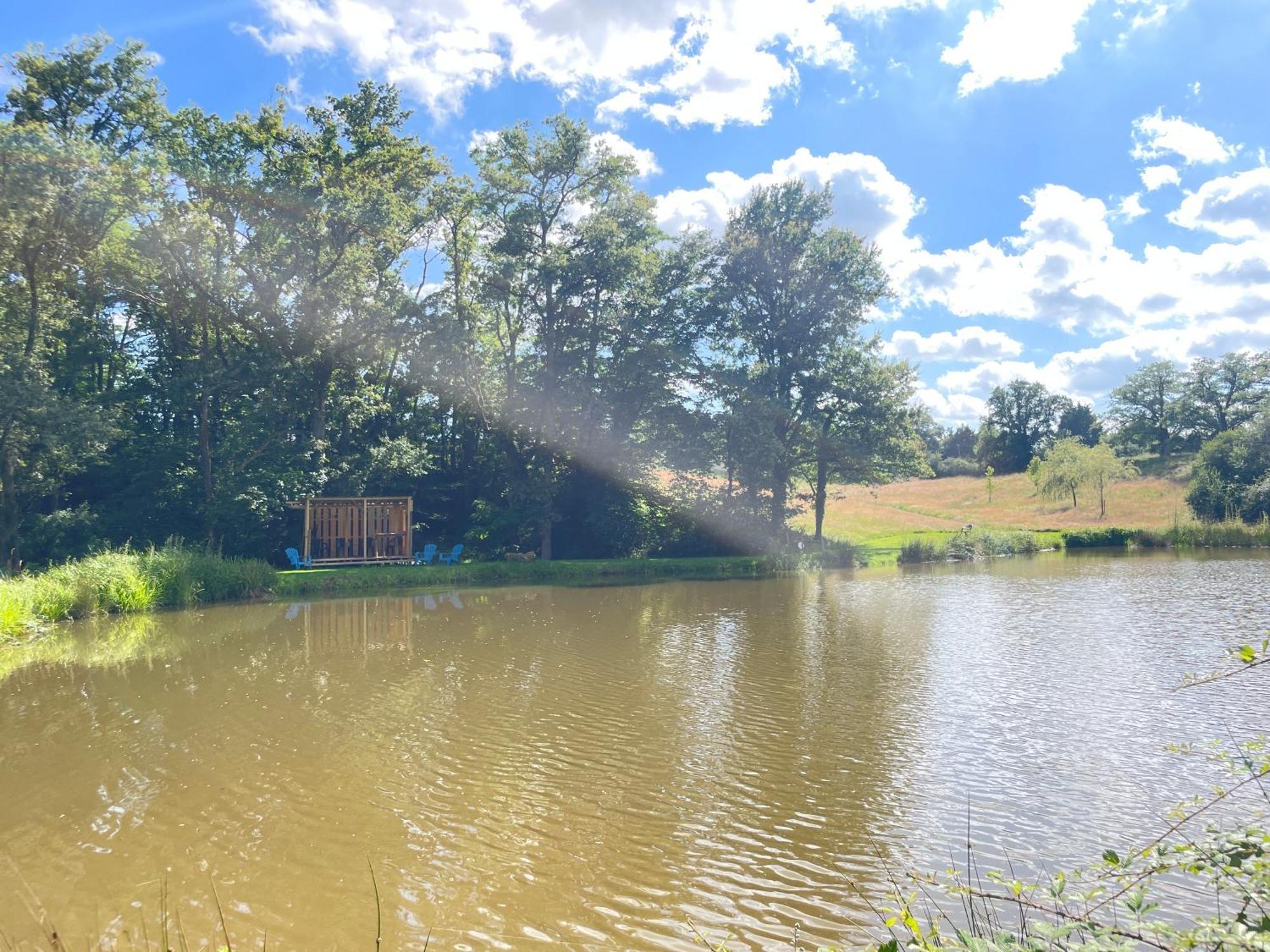 Gite Neuf Avec Jardin, Foret Et Etang Argenton Sur Creuse Extérieur photo
